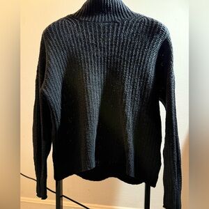 ⭐️ 3/$20 American Eagle Women's Black Turtleneck Sweater size small